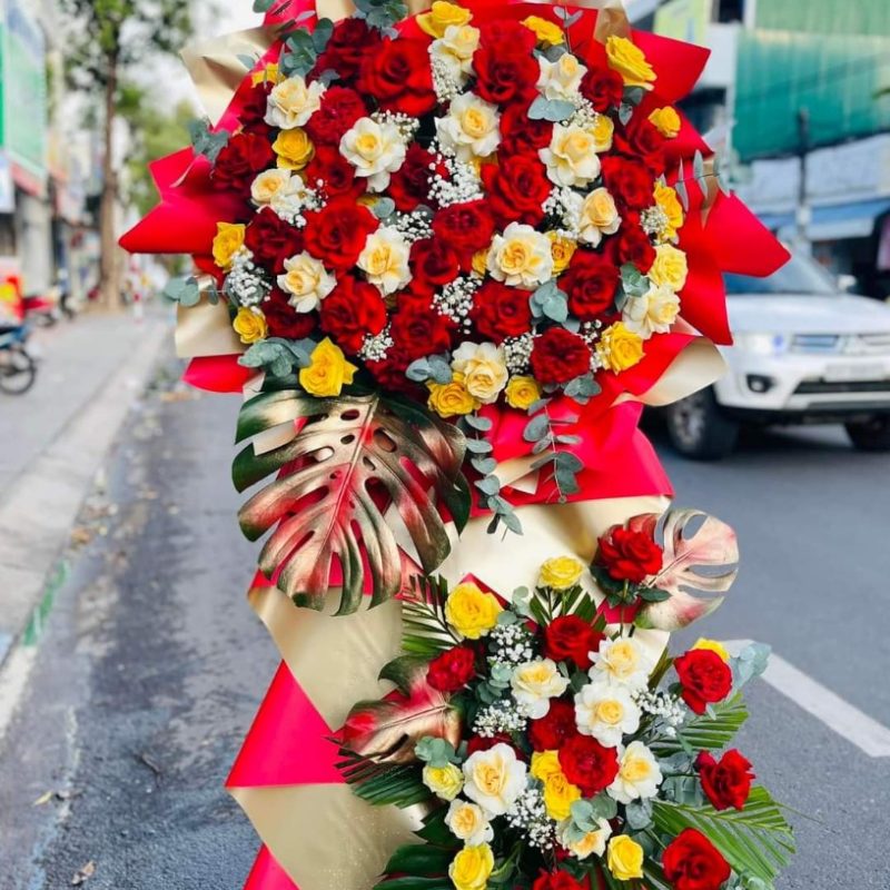 Hoa khai trương